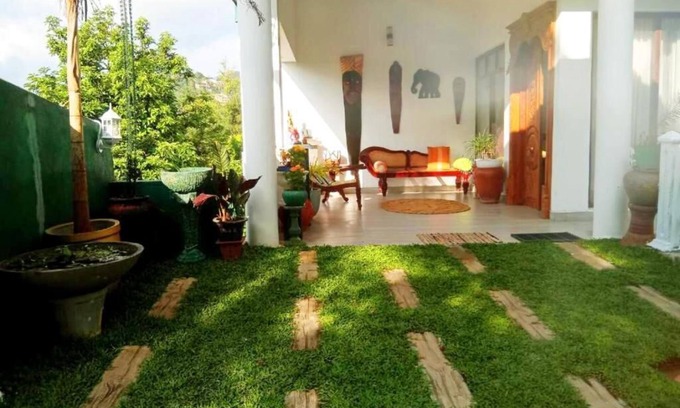 Peradeniya Casa | Queens Garden Villa ,Kandy