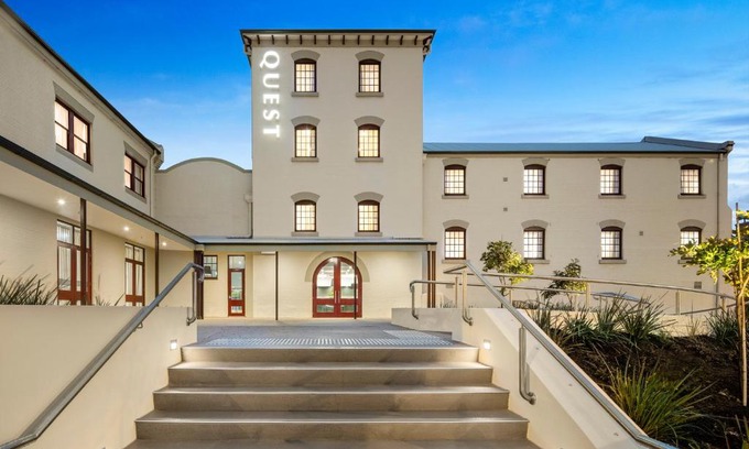 Newcastle West Apartamento | Quest Newcastle West