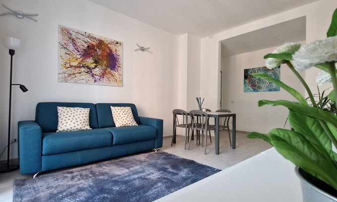 Centro Direzionale Apartamento | Apartamento-Apartamento-Baño Privado-Vista a la Ciudad-Appartamento in Milano