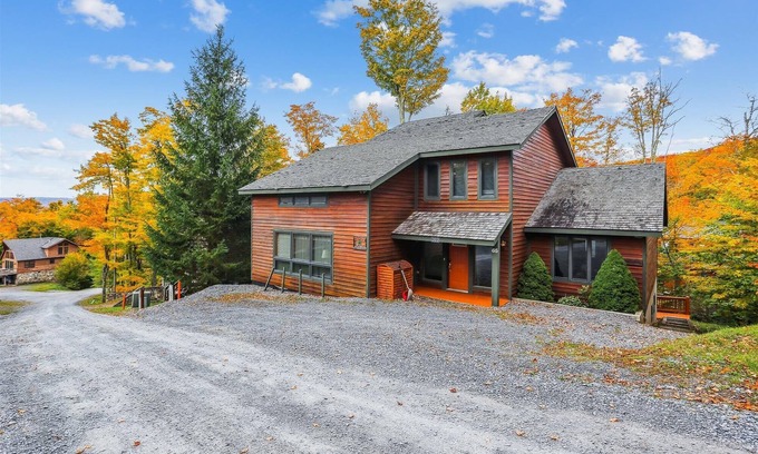 Northface Casa | Quick walk to Salamander! Year-round comfort. Welcome to Family Traditions