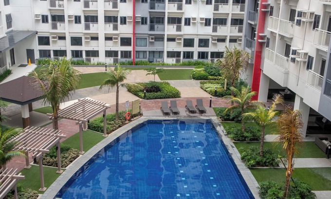 Paranaque Condominio | Quiet 2-bedroom condo with AC and WiFi in Parañaque