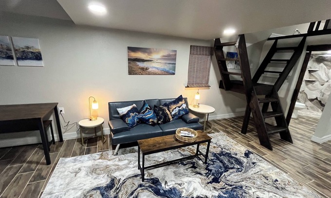 Brazoria Cabina | Quiet 3 bed double loft cabin - Short walk to the river