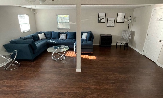 Oak Hill Casa | Quiet 3 bedroom home in West Jacksonville