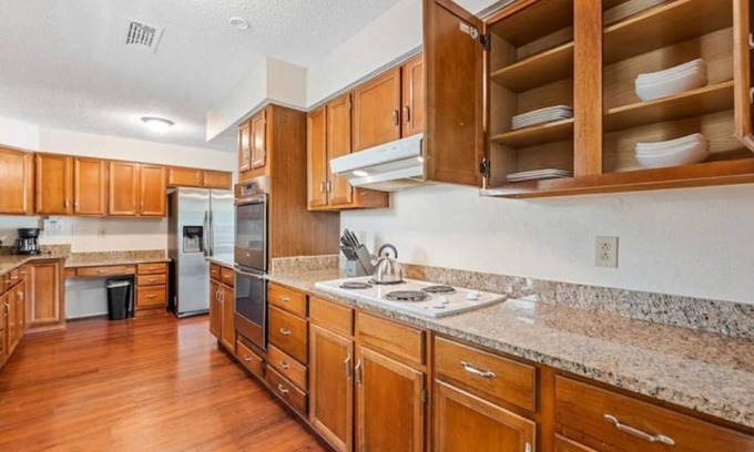Bedford Casa | Quiet 4BR home near DFW Airport