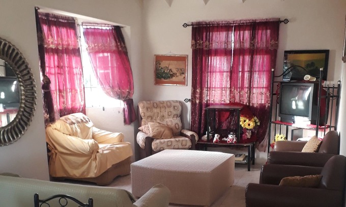 Bridgetown Casa | Quiet and comfortable getaway that's 5 minutes away from most beautiful beaches