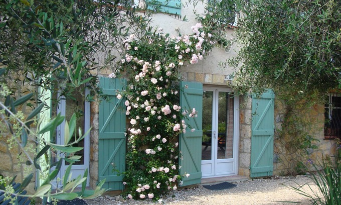 Le Rouret Apartamento | ESTUDIO tierra de jardín tranquila villa - rouret 06 - entre Niza y Grasse