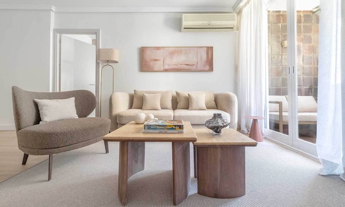 Ibiza Apartamento | Tranquilo y acogedor apartamento con terraza cerca del Parque del Retiro