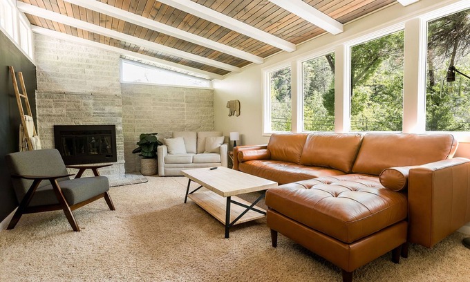 Rapid City Cabina | Quiet and Peaceful Retreat in Spectacular Cleghorn Canyon