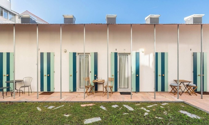 Cedofeita Casa | Quiet Colourful House | Garden