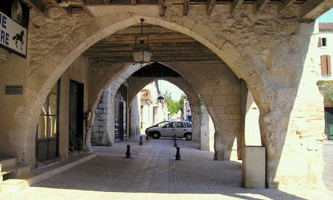 Rives Casa | Casa rural tranquila típica, a 600 m del pueblo fortificado de Villeréal