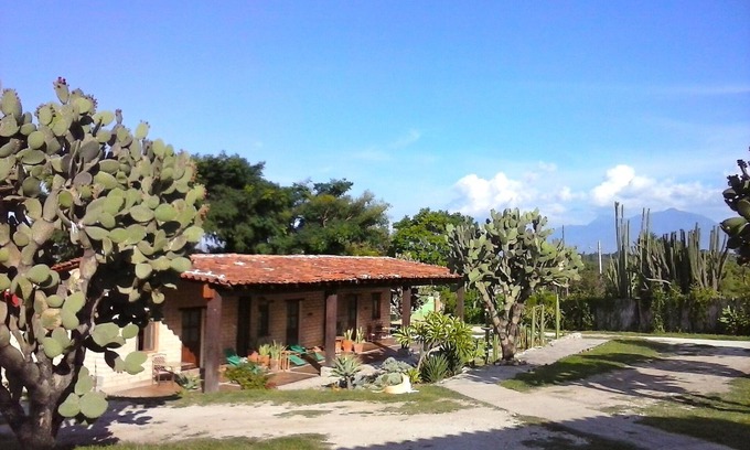 Rojas de Cuauhtemoc Otro | Quiet Country Ranch casa rodeada de exóticos Vistas y encantador pueblo rural