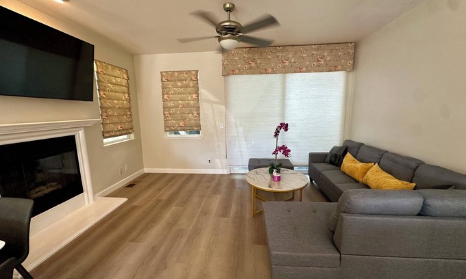 Fairview Casa | Quiet Cul-de-sac House with AC and Walk to Parks