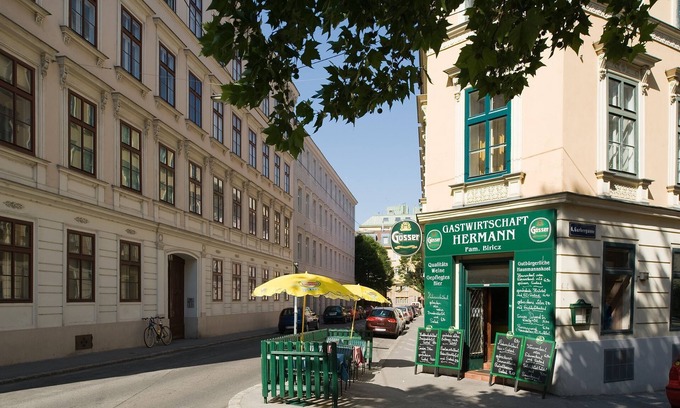 Mariahilf Apartamento | Tranquila joya de diseño en la calle comercial más grande de Viena, cerca de Westbahnhof