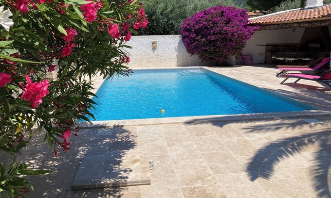 Ceyreste Casa | Quiet, family-run gîte with shared pool Ceyreste/la Ciotat 10 minutes from Cassis