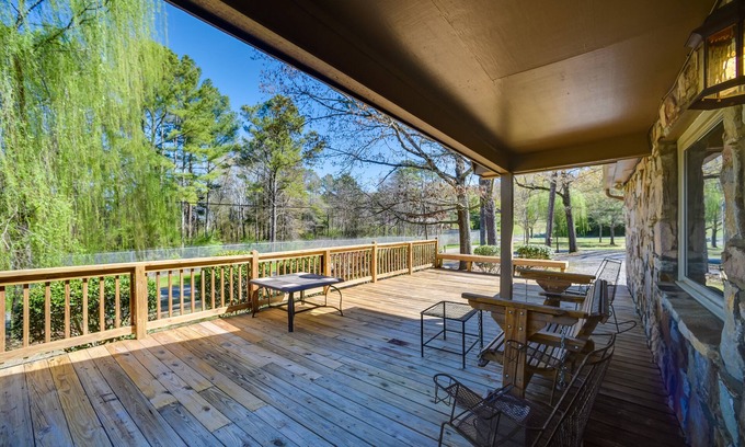 Guntersville Cabaña | Quiet Guntersville Cottage Near Lake: Boat Parking