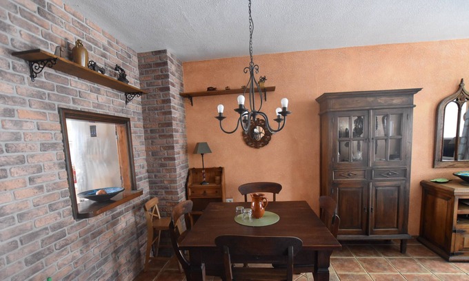 Alcala Casa | Casa tranquila junto al mar / playa, Wi-Fi, especialmente los niños, patio -. Excelente ubicación