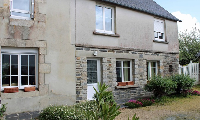 Plouigneau Casa | CASA TRANQUILA CERCA DE MORLAIX