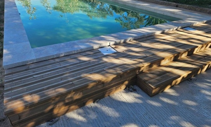 Saint-Chamas Casa | Quiet house on the edge of a pond
