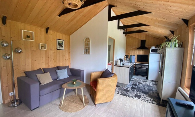 Les Moitiers-d'Allonne Casa | Quiet location, 5 minutes from Barneville-Carteret and the beach!