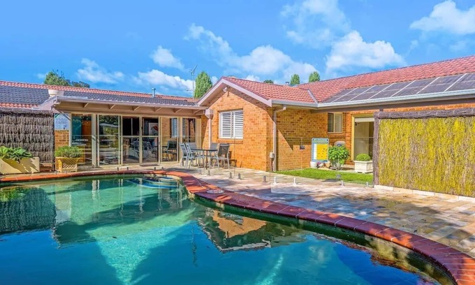 Bowral Casa | Quiet Location That's Family & Group Friendly