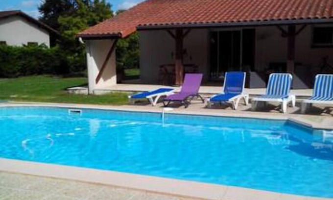 Barcelonne-du-Gers Casa | Quiet modern house with swimming pool
