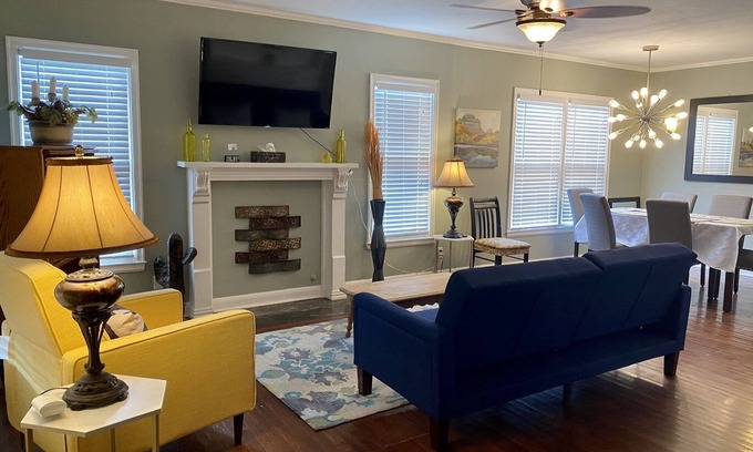 Del Mar Casa | Quiet Neighborhood, nestled by the bay