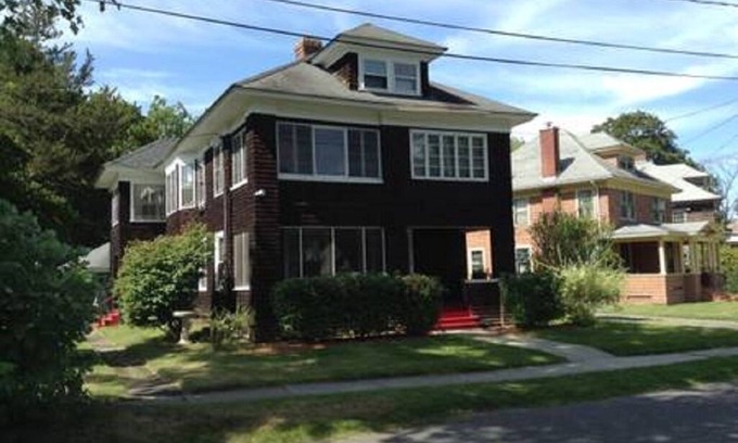 Greenfield Apartamento | Barrio tranquilo de Nueva Inglaterra