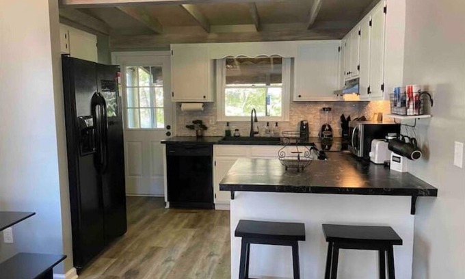 Winston - Salem Casa | Quiet, newly renovated. Near everything!