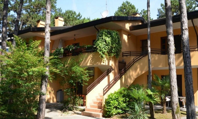 Bibione Lido del Sole Villa | Retiro tranquilo cerca del mar y del centro.