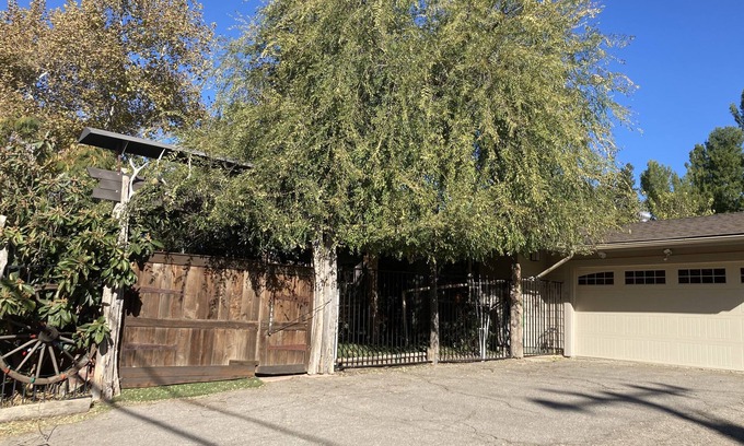 Agoura Hills Casa | Quiet, Safe, Spacious, Centrally Located, SUPER CLEAN AND WELL-CARED PLACE