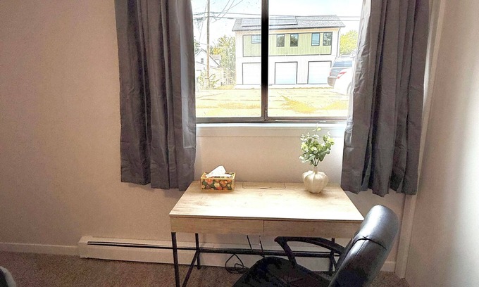Cedar Rapids - Iowa City Apartamento | Quiet Space Apartment