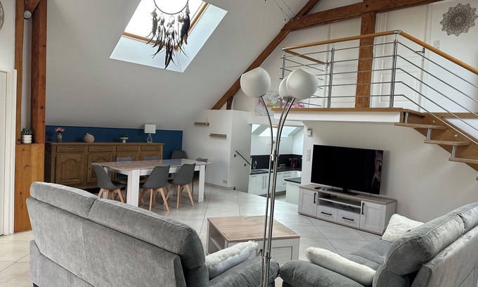 Vignoles Apartamento | Quiet, spacious, bright apartment in a pretty village 5 kms from Beaune