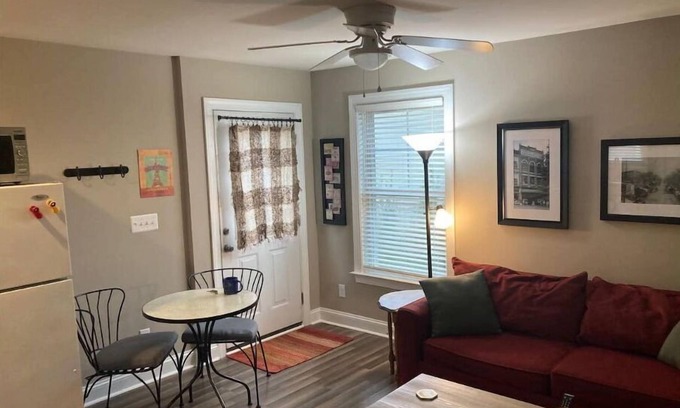 Rio Apartamento | Quiet Studio Apartment/Carriage House