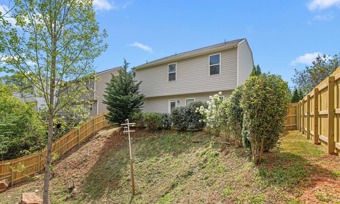 Mebane Casa | Quiet Suburban Stay w/ Parking