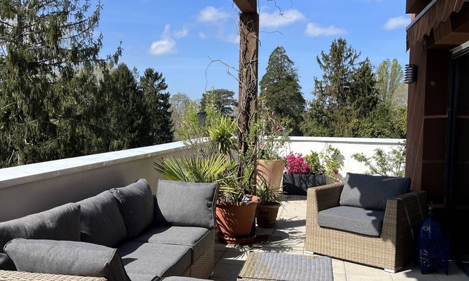 Bayonne Apartamento | Mucho encanto para este lujoso, moderno, amplio y tranquilo apartamento.