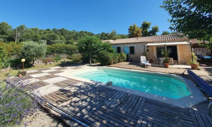 Sillans-la Cascade Casa | Quiet villa with swimming pool in Sillans-la-cascade