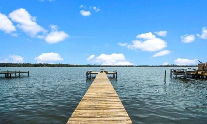 Snug Harbor Casa | Quiet waterfront retreat - 15 mins to historic Edenton.
