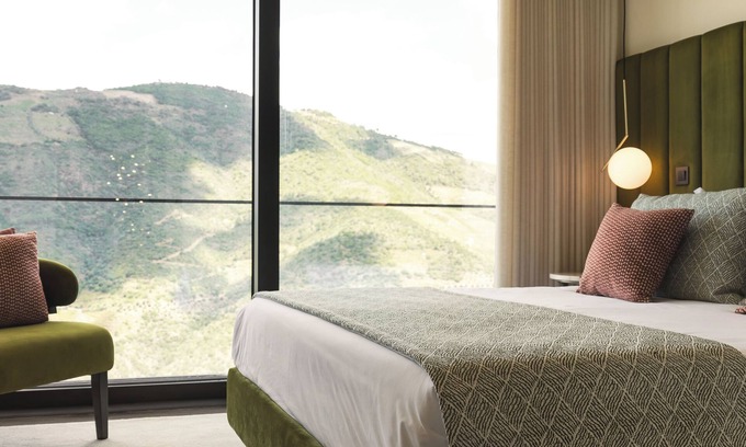 Armamar Cama Y Desayuno | Quinta Vale de Lobos Douro