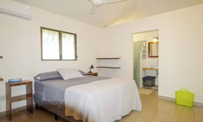 Aserradores Casa | Quintas Calalas-4BD/4BA Short Walk to Beach & Surf
