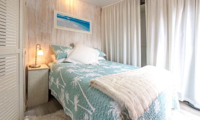 Surfdale Apartamento | Quintessential, Romantic Waiheke Experience Close to Everything you Need