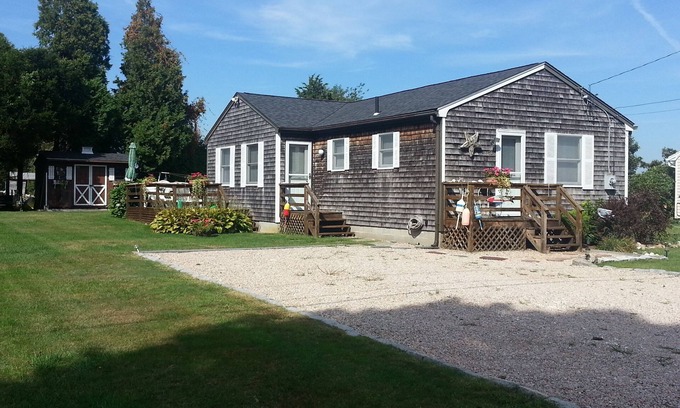 Matunuck Cabaña | Casa de campo clásica de Rhode Island en Matunuck