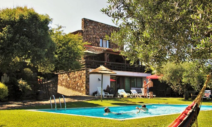 Dem Casa | Quintinha D`Arga
