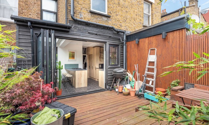 St. Ann's Apartamento | Quirky 4-bedroom House - Private Outside Space