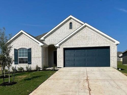 Del Valle Casa | Quite big home near Tesla & COTA