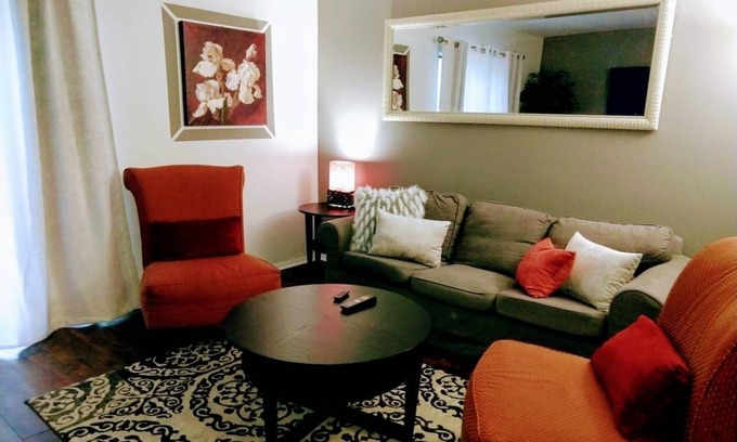 Southwest Raleigh Casa | Exclusiva casa de pueblo en el centro de Raleigh