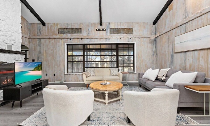 New Century Casa | Quivira · *2 Living Rooms | Patio w/ Seating | Bar Area*