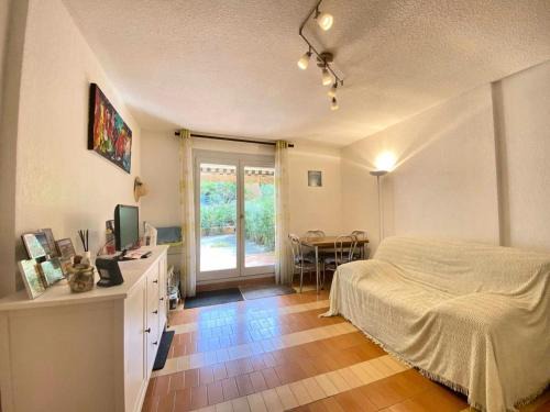 Le Grau-Du-Roi Apartamento | Résidence Camargue Village - T2 rez de jardin au Boucanet MAE-5441