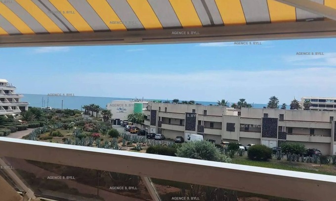 Naturist Village Apartamento | Résidence Héliopolis Building K - Heliopolis Building K apartment with separate bedroom 4 pers