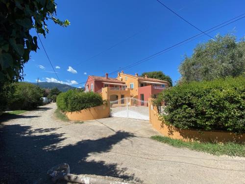Moriani-Plage Casa | Résidence LO MONACO Haut de villa, Appartements et Studios