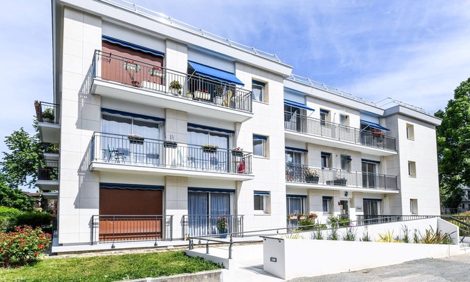 Croissy-sur-Seine Apartamento | Résidence Paisible et Sécurisée